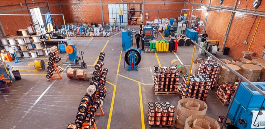 Produtos JEA Sul — Eletrocalhas e Perfilados